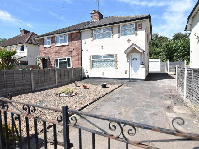 House for sale in Osmondthorpe, West Yorkshire