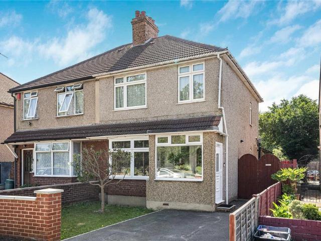 House for sale in Whitton, Greater London