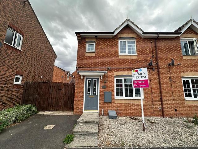 House for sale in Hut Green, Eggborough