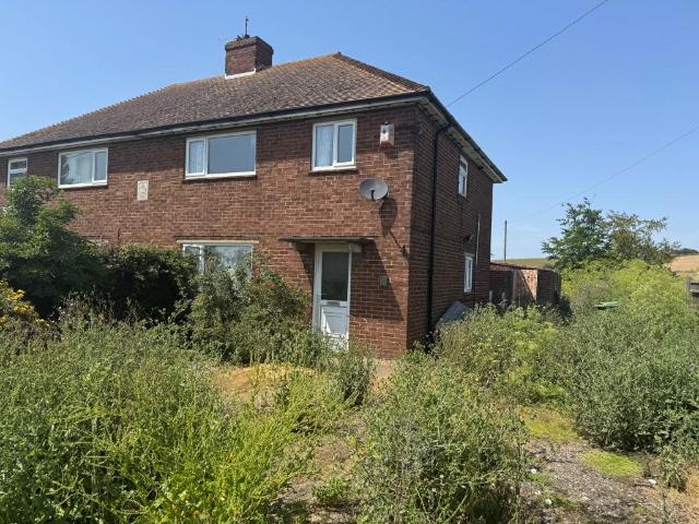 House for sale in Oad Street, Kent