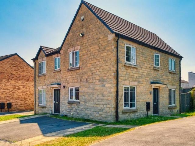 House for sale in West Yorkshire