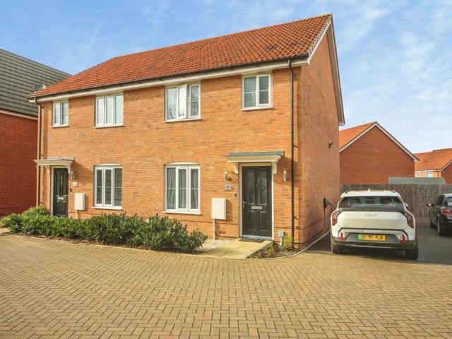 House for sale in Bedingfield, Suffolk
