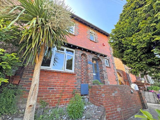 House for sale in Hollingdean, Brighton & Hove