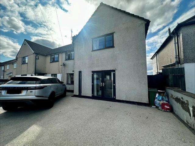 House for sale in Llantrisant, Beddau