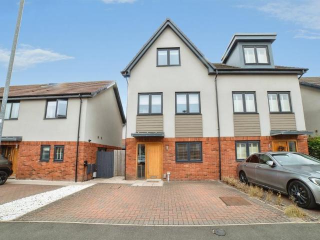 House for sale in Alverton, East Midlands