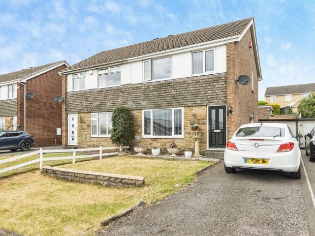 House for sale in West Ardsley, Woodkirk