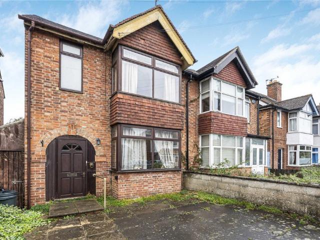 House for sale in The Slade, Oxfordshire
