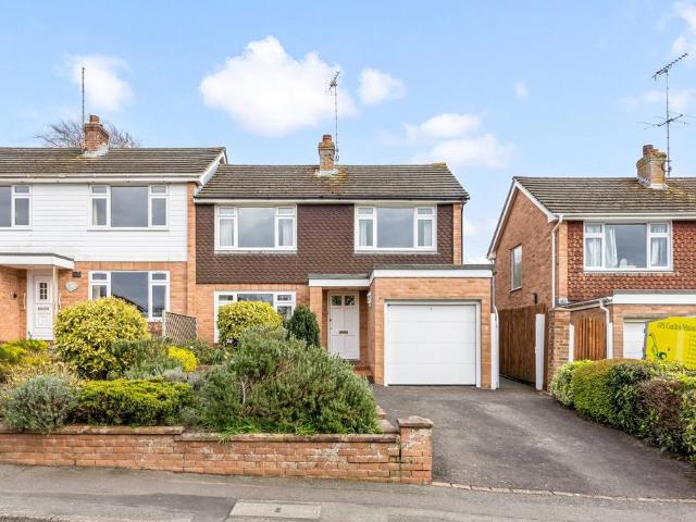 House for sale in Perryfields, West Sussex