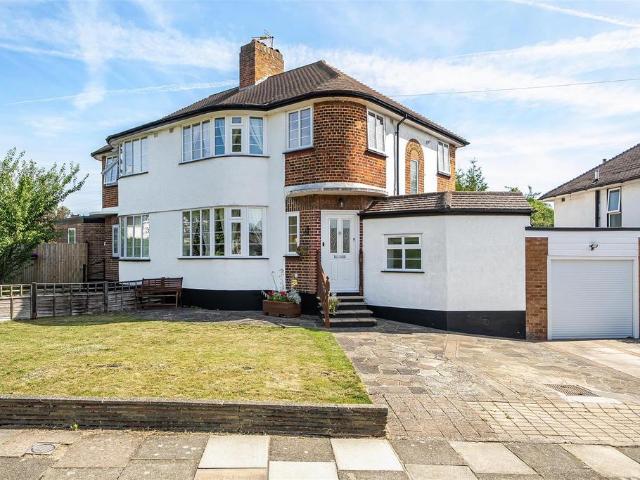 House for sale in Petts Wood, Greater London