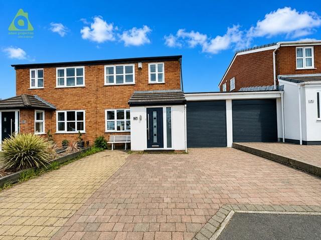 House for sale in Daisy Hill, Bolton