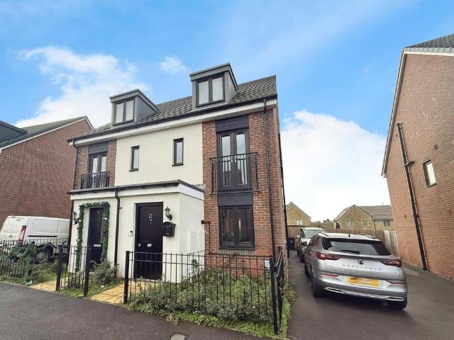House for sale in Kingsdown, Swindon
