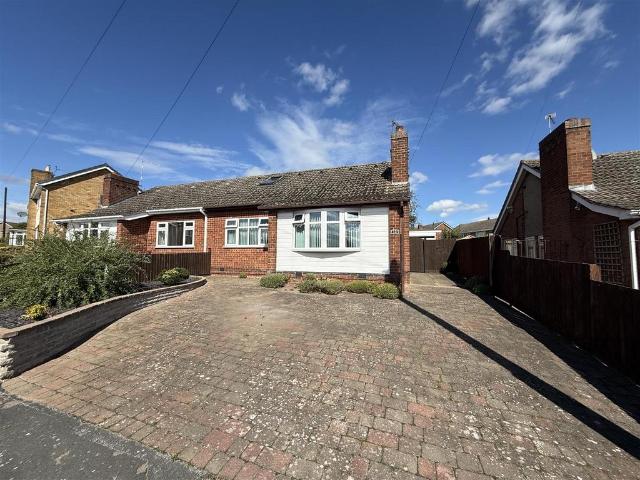 Bungalow for sale in South Wigston, Wigston Magna