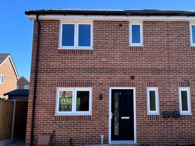 House for sale in Meadowbank, Winsford