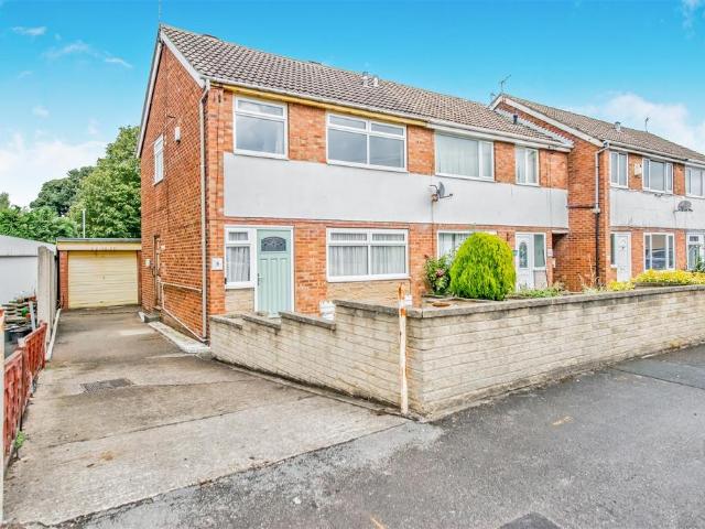 House for sale in Pudsey, West Yorkshire