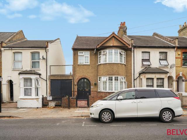 House for sale in Manor Park, Greater London