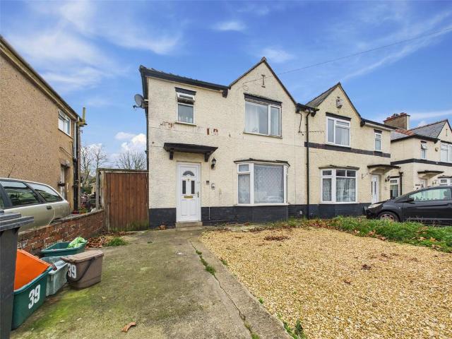 House for sale in Gloucester, Gloucestershire