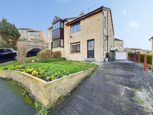 House for sale in Pickles Hill, Bradford