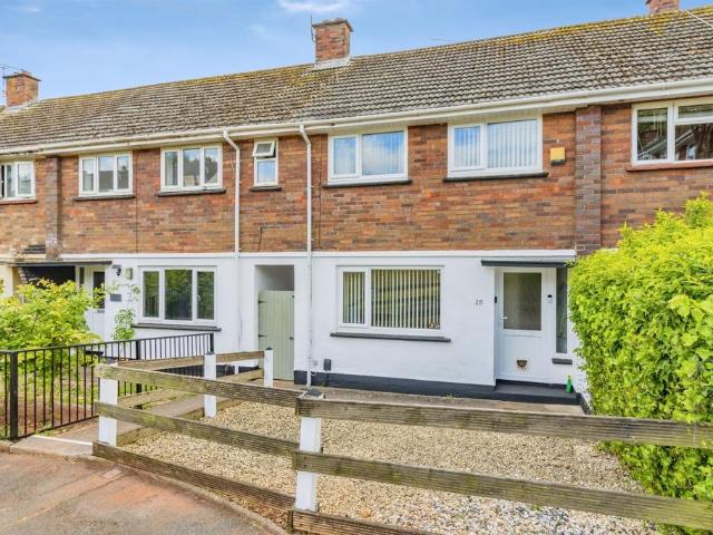 House for sale in Foxhole, Livermead