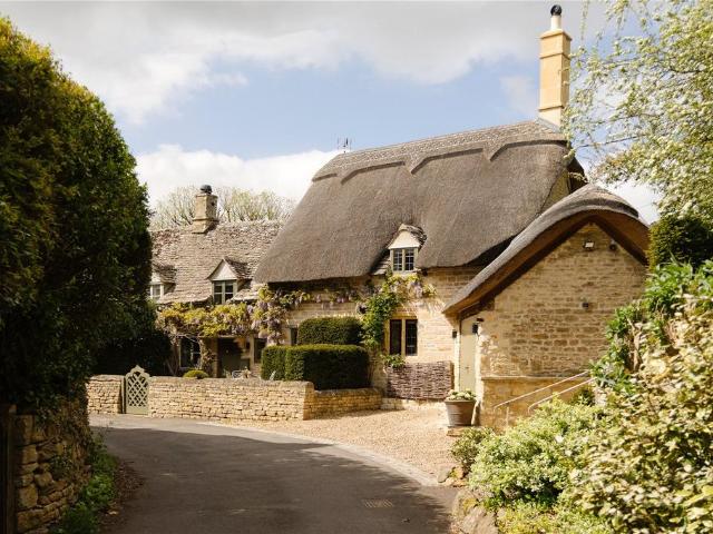 House for sale in Black Bourton, Oxfordshire