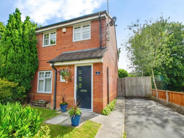 House for sale in Salford, Greater Manchester