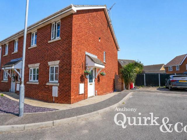 House for sale in Canvey Island