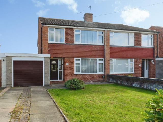 House for sale in Great Sutton, Ellesmere Port