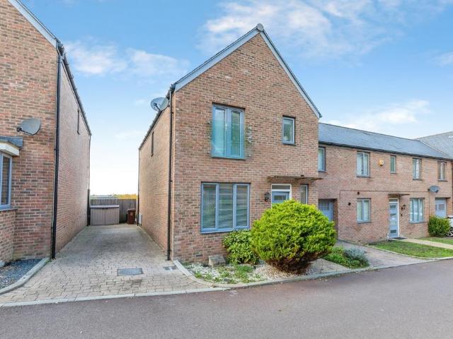 House for sale in Chatham, Medway