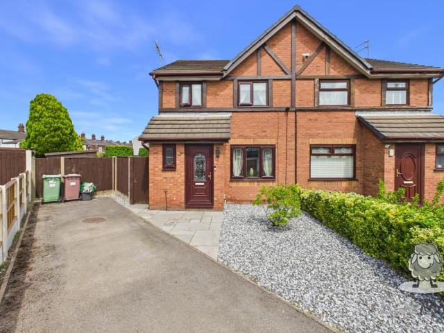 House for sale in New Bold, St Helens