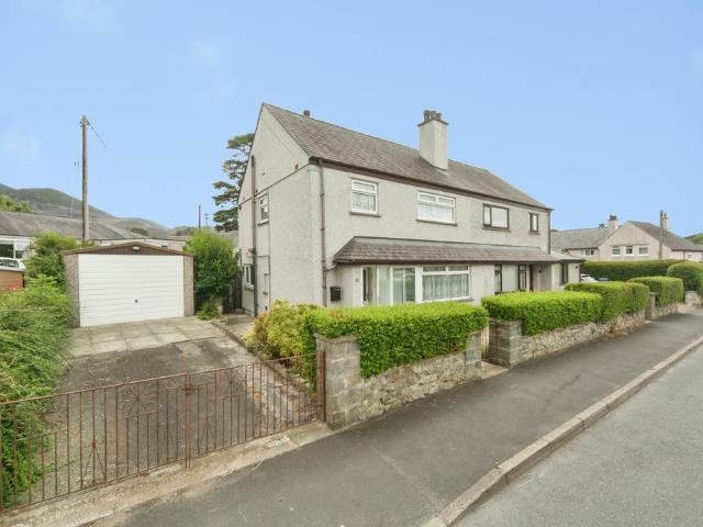 House for sale in Wales