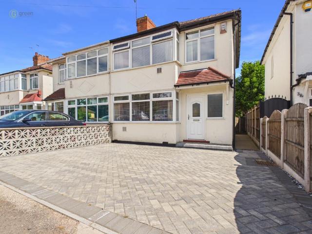 House for sale in Tile Cross, West Midlands
