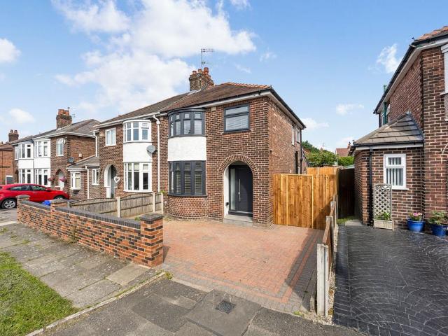 House for sale in Farnworth, Widnes