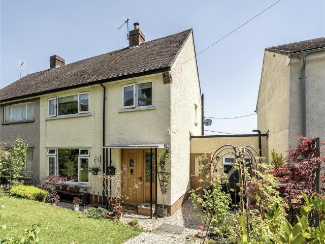 House for sale in Llanbadoc, Wales