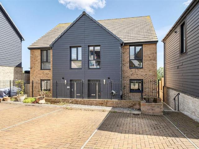 House for sale in Eype, Symondsbury