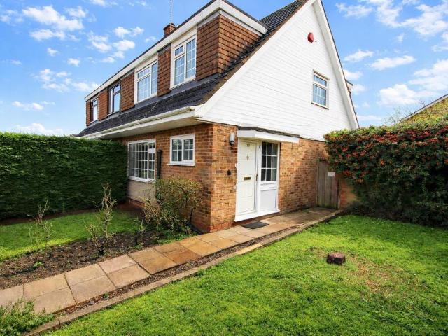 House for sale in Elstree and Borehamwood, Borehamwood