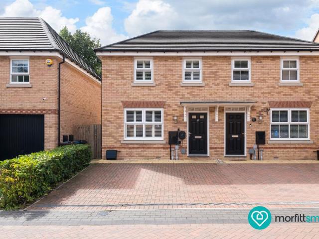 House for sale in Wharncliffe Side, Sheffield