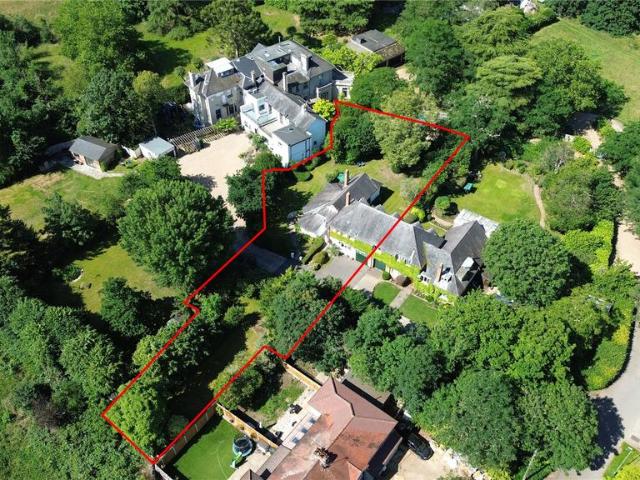 House for sale in Wraysbury