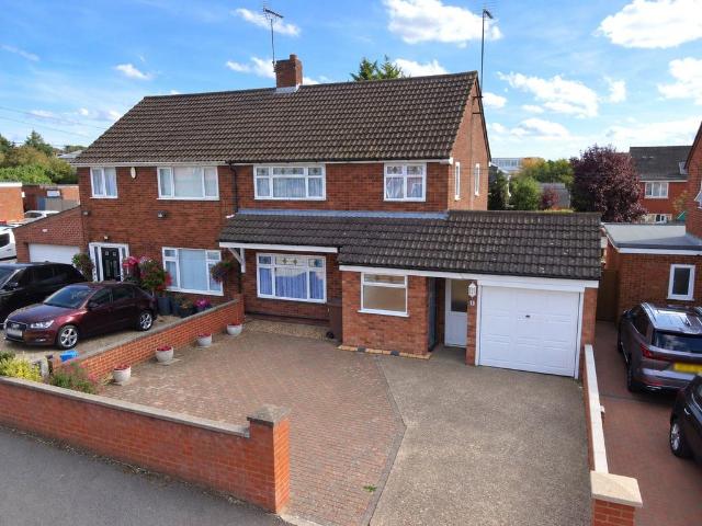 House for sale in Sundon Park, Luton