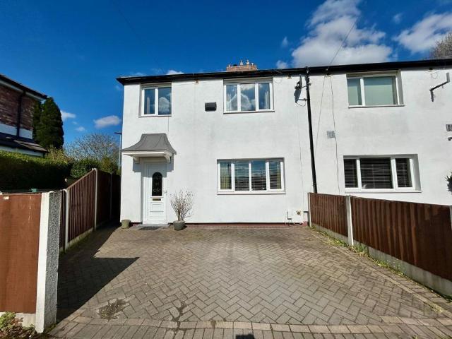 House for sale in Georgia, Greater Manchester