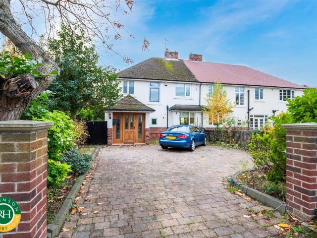 House for sale in Bessacarr, South Yorkshire