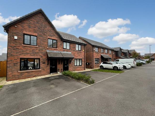 House for sale in Parr Bridge, Wigan