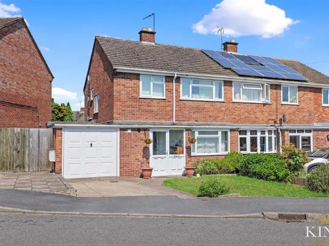 House for sale in Alderminster, Warwickshire