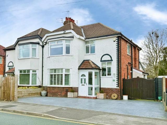House for sale in Heald Green, Greater Manchester