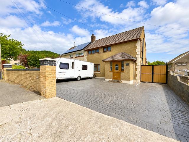 House for sale in Glynneath, Blaengwrach