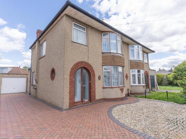 House for sale in Downend, South Gloucestershire