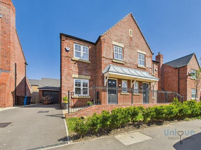 House for sale in Lytham St Anne's, Hey Houses