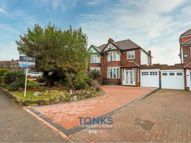 House for sale in Lapal, West Midlands