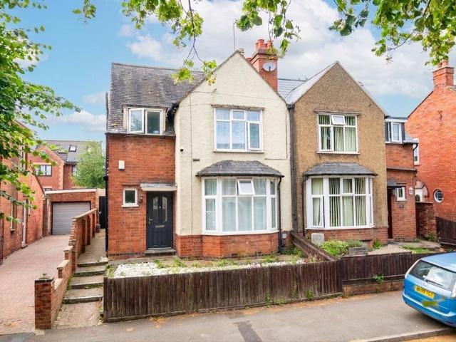 House for sale in Hatton Park, Wellingborough