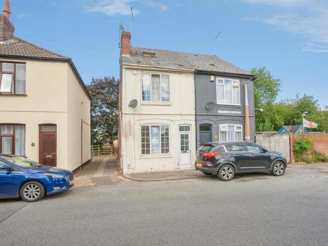House for sale in Goldthorpe, South Yorkshire