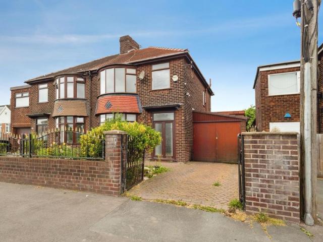 House for sale in Holden Fold, Pendock