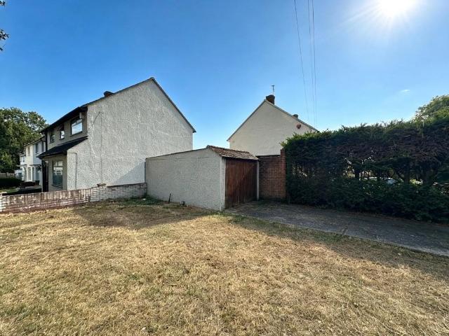 House for sale in London Borough of Havering, Greater London